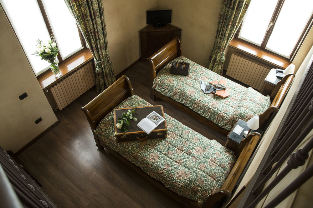 Al Borducan Romantic Hotel - Adults Only Varese Buitenkant foto